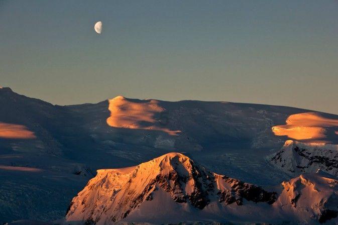 探索重庆财经学院怎么样?知识星球,解锁无限知识之门!